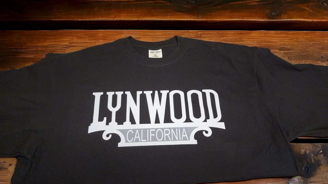 Lynwood Plaque Tee